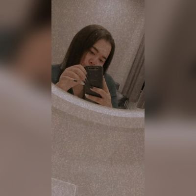 miubee77's profile picture. 