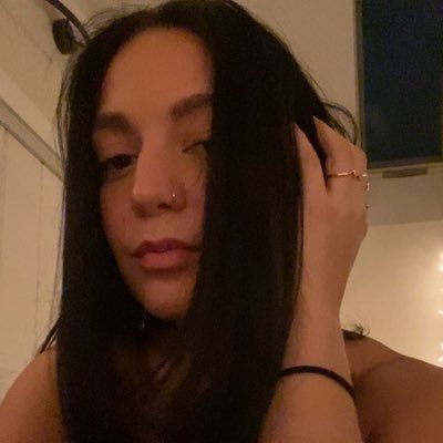 bella_zito's profile picture. 🤎✨🧚🏽‍♀️🐝🌙