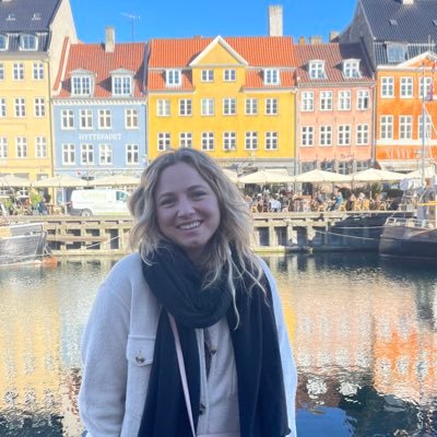 _maddiehannapel's profile picture. 