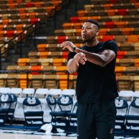 Leeks (@azizthebeast) 's Twitter Profile