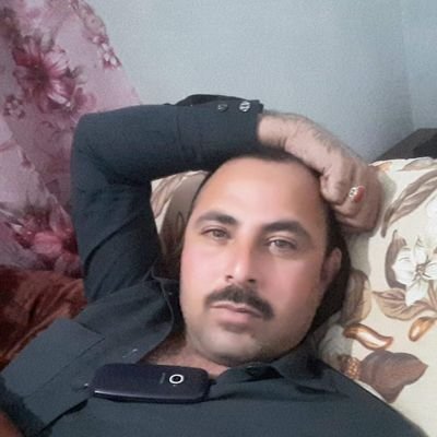 FarooqK09737411's profile picture. let it rain over me