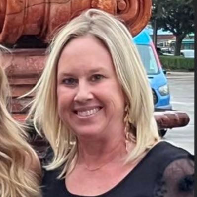 Kindergarten Teacher 👩🏫Meador Elementery 🏫Year 24🍎UH Alumni 🐾sports mom 🏈