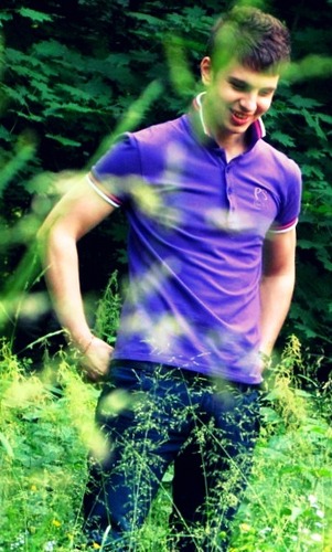 djooonidjo's profile picture. Позитивный парень , доброжелательный и честный) Слов на ветер не кидаю =** Уровновешенный , люблю поболтать)) веду активный образ жизни... хожу по клубам!))