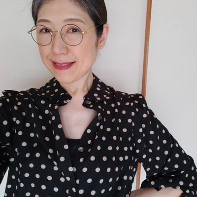 kannana_ice's profile picture. colors and fabric.
誰かの思い出に残るような、大事に長く着て貰える服になる為の生地をデザインしています
designer, color coordinator
kannana icecream