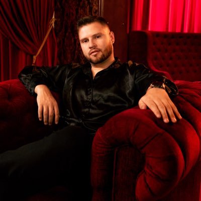 Cantante 🇨🇴 de regional, Compositor 📝 Si llegaste hasta aquí te invito a que escuches mis canciones!!#nuevoPalitroqueMECATO