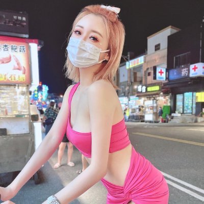 KimThuybaby2k's profile picture. Follow me