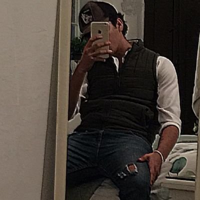 🦦🦦🦦