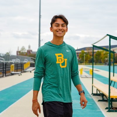 ric90_torres's profile picture. I have a passion for running around in circles #BU21