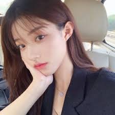 VioletYekira's profile picture. 