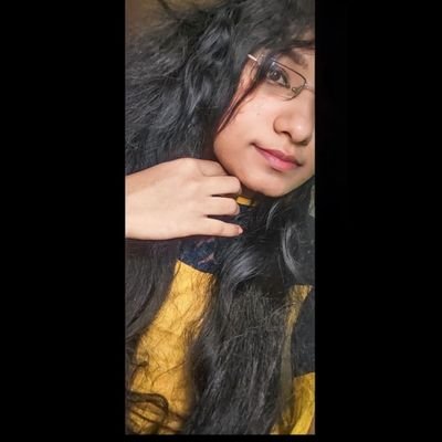 sre_2k's profile picture. Dreamer ♥ Insane 💜 yet beautiful life