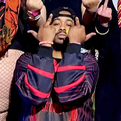 I’m just a guy tryna learn how to DJ & Produce! FUCK MILK!!! IM LVKT0Z 😈 🤷🏾♂️ #CYCLOPSARMY🤘🏾24svnbooking@gmail.com 07/29/13❤️ Husband & Daddy 😉💯