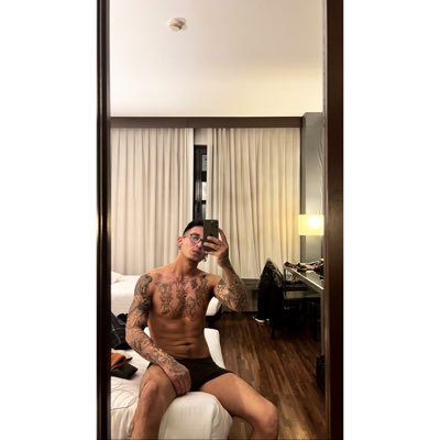 pierr_silva's profile picture. Busca lo que te hace feliz sin importar lo que diga el resto.