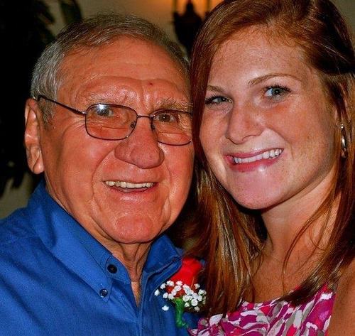 laurenconnie's profile picture. 