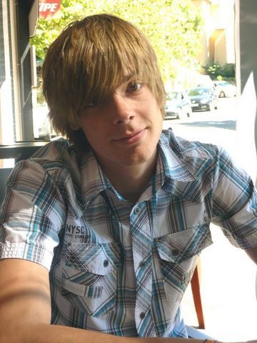 Herber13's profile picture. I'm single at this time & just looking to live life to the best.