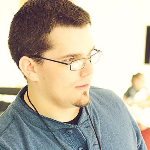 WordPress core contributor, editor at @wpcandy, writer, and movie watcher.