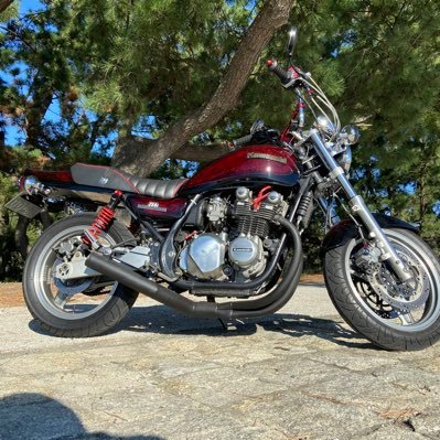 KAWASAKI、zephyr400χ、zephyr750 乗ってます。沢山のバイク乗りの人とつかながりたいと思ってます、よろしくお願いします(^^) https://t.co/BKhKvH8V8E