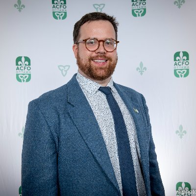 Fier francophone d'Ottawa, président de l'ACFO Ottawa, instigateur du podcast historique Assis Devant, animateur des Week-ends Uniques au 94.5 Unique FM. M.Env