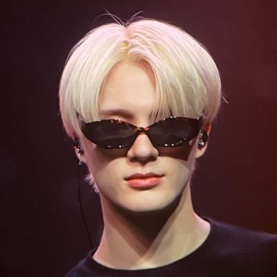 ljnelz's profile picture. suka kinder joy tapi lebih suka #JENO 🐶                   

public health'23 🧣