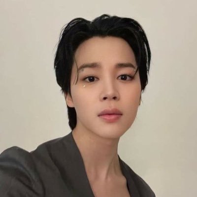 yoongiminsn's profile picture. 