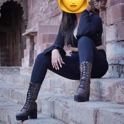 Mistress Komal 👠👠💥..
online session and real session available..
my old account followers 12k🔥
..only paid slave allowed ..
Telegram id..
Goddesskomal