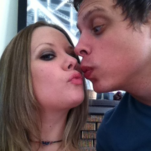 AshleyPochatko's profile picture. 