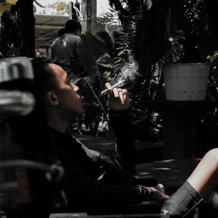 Indrabayupandu's profile picture. the world like a room, and we just a room full of strangers