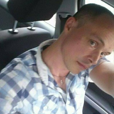 CircuitComposer's profile picture. Technology is my language, music is my feeling.

🎶 Zwischen Lötzinn & Liszt
📺 Fernsehtechniker mit Liebe zu Klängen & Kondensatoren
🧠 Technik. Musik. Mensch.