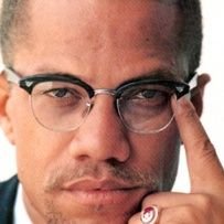 Mustaphagiz991's profile picture. Watching football