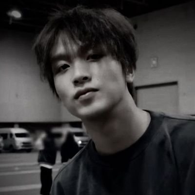 whotfrou's profile picture. 