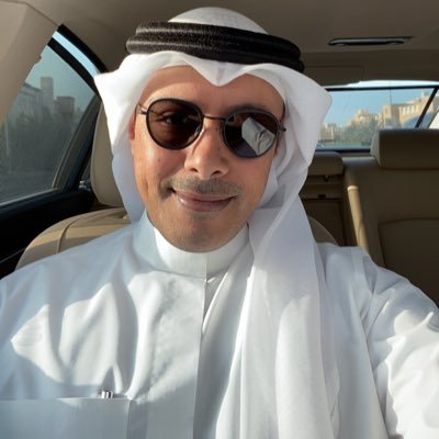 أُعلل النفسَ بالآمال أرقبها .. ما أضيق العيشَ لولا فُسحة الأملِ - Snapchat - Instagram : FeHaiDq8 - Owner of @Fakhamt_oud perfumes
