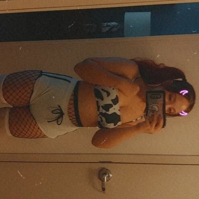 suvevide's profile picture. Crybaby. Sleezebag line cook. Rave raccoon.