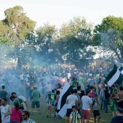 Padre y pionero del Fútbol en Arequito.

              104 años de Pasión. 🇳🇬 En dónde juegués está La más Fiel 👊