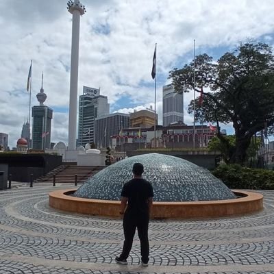 akidirsyad2100's profile picture. 