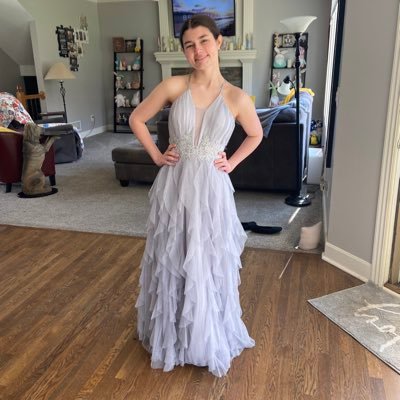 Liv_0_3's profile picture. if you were right i’d agree with you