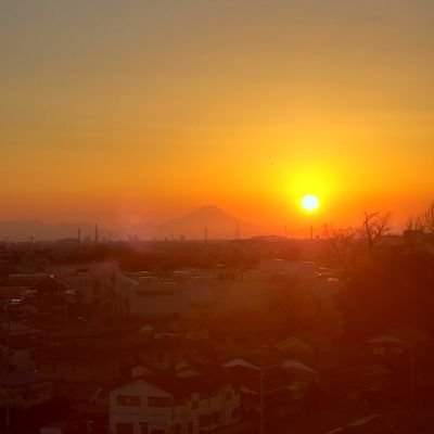 unrnqdfLODShLHl's profile picture. 初めまして☀️