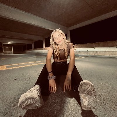 _ashleybruno's profile picture. 