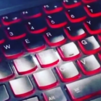 Suria361's profile picture. santai