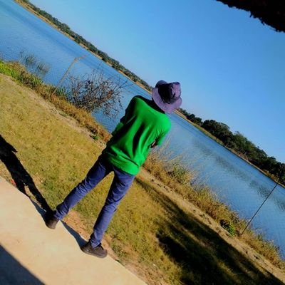 MunyaKanjera's profile picture. extremely diverse interests
