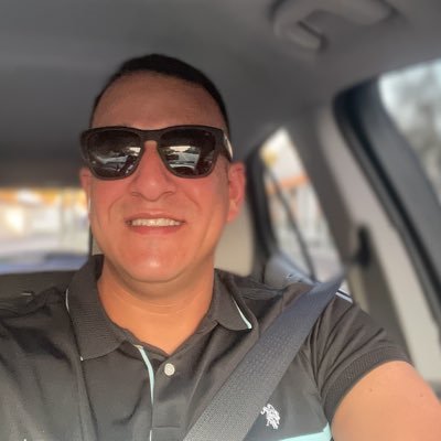 larry96462417's profile picture. 