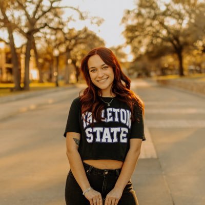 addisonviola's profile picture. 