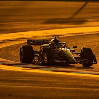 BazoutiZakaria's profile picture. Dans les contextes