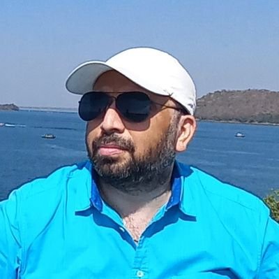 Indian 🇮🇳 🔸Journalist
🔸Ex VMU 🔸 Ex ET 🔸Ex VBU -
Founder: @jharkhandaajkal
Ex: @rpbharat @nationonetv @WeAreJharkhand
🔸Tweets are Personal
