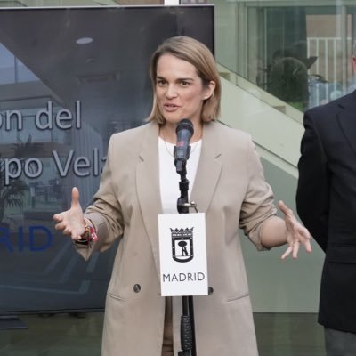 De Madrid. Politóloga. Liberal. Gaditana de corazón.