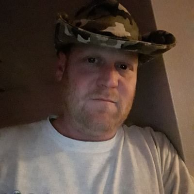 born in Seattle, WA. traveled a little. single father who loves all things tesla and crypto .
