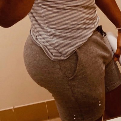 Phat bubble 🍑 looking for Raw freaky tops. #baltimorefreaks #dmvfreaks #submissive #kinky #ff