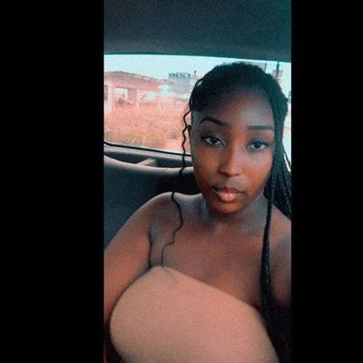 _Okyerewaaaah_'s profile picture. 