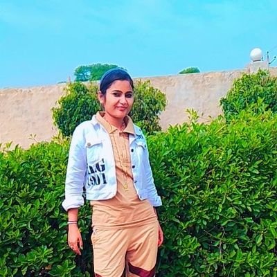 vshali776977's profile picture. 