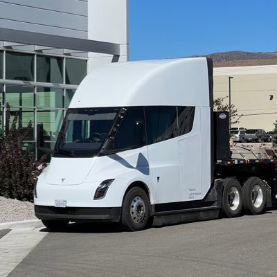 Tesla Semi Advocate, Giga NV Drone Coverage, $TSLA Investor (long-time) and supporter, MS Plaid for the win! https://t.co/SbYkMomMZ8