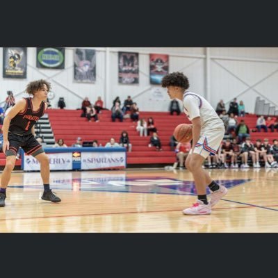 Moberly High School Co’ 26| Moberly HS Basketball PG/SG|Como TNT AAUA Basketball| Moberly Football Varsity/JV Tight End|5’11 160|GPA 3.8