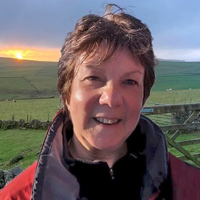 Production editor, journalist & designer of Derbyshire magazine @pure_peak. Freelance food & drink writer. Mastodon: @LesleyCaddy@mastodonapp.uk